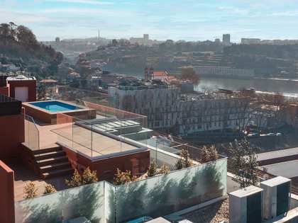 Ático de 161m² con 62m² terraza en venta en Porto, Portugal