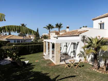 150m² house / villa with 102m² terrace for sale in Benahavís