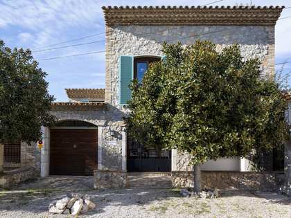 Huis / villa van 490m² te koop met 213m² terras in Sant Pere Ribes