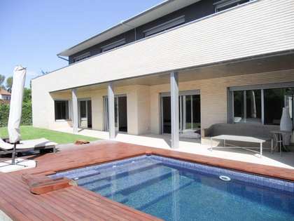 Casa / villa di 516m² in vendita a Sant Cugat, Barcellona