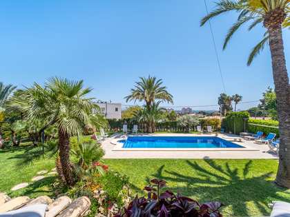 503m² house / villa with 70m² terrace for sale in Albufereta