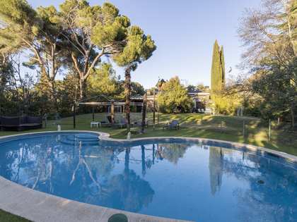 Huis / villa van 700m² te koop in Pozuelo, Madrid