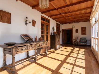 Casa di campagna di 1,271m² in vendita a Ourense, Galicia