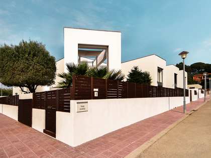 Casa / vil·la de 489m² en venda a Calonge, Costa Brava