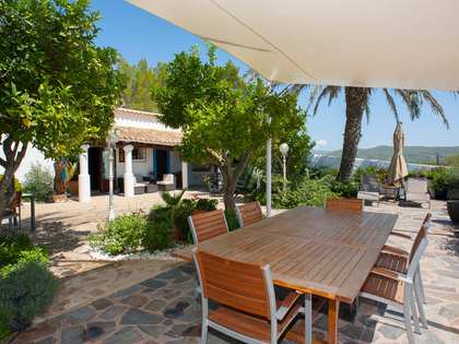 Huis / villa van 280m² te koop in San Juan, Ibiza