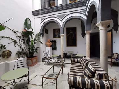Casa / villa di 420m² con 50m² terrazza in vendita a Sevilla