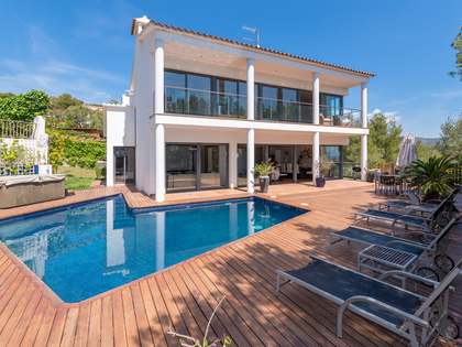 Maison / villa de 272m² a vendre à Vallpineda, Barcelona