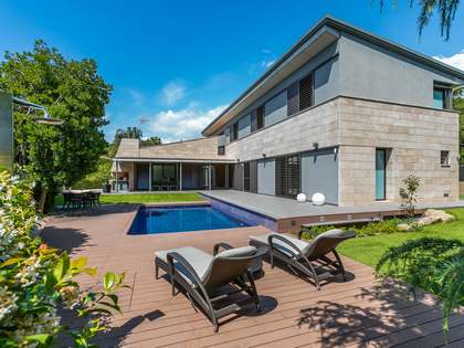 678m&sup2; House / Villa for sale in Cabrera de Mar, Barcelona