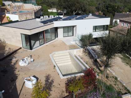 Casa / vil·la de 250m² en venda a Santa Cristina