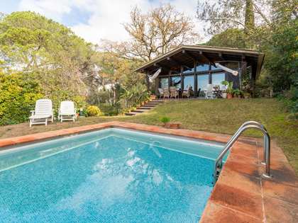 Casa / villa di 290m² con 50m² terrazza in vendita a Sant Cugat