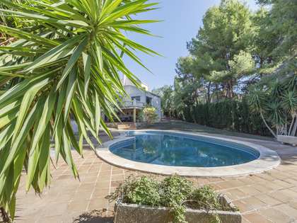 Maison / villa de 328m² a vendre à Alfinach, Valence