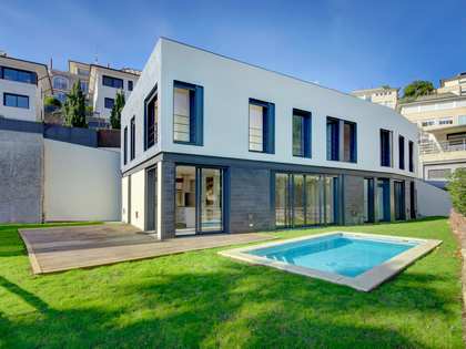 Дом / вилла 447m² на продажу в Esplugues, Барселона