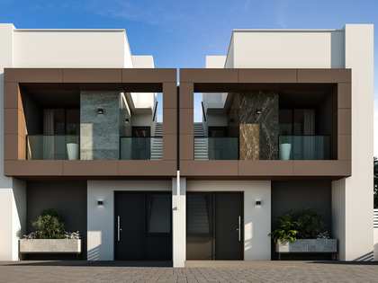 Дом / вилла 180m², 11m² террасa на продажу в Dénia
