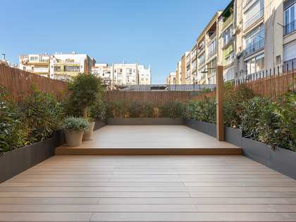 143m² apartment with 50m² terrace for sale in Eixample Left
