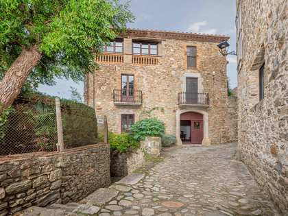 Casa / villa de 333m² con 45m² terraza en venta en El Gironés