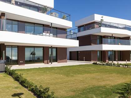 142m² apartment with 193m² garden for sale in Estepona