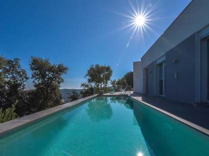 384m&sup2; House / Villa for sale in Platja d'Aro, Costa Brava