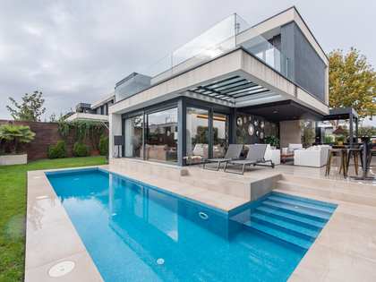 Casa / vila de 500m² à venda em Boadilla Monte, Madrid