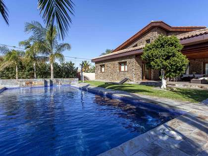 Casa / Vila de 591m&sup2; &agrave; venda em La Eliana, Valencia