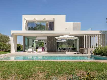 Maison / villa de 413m² a vendre à PGA, Gérone