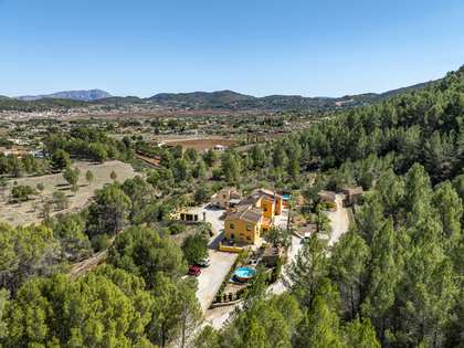 Villa van 458m² te koop met 107m² terras in Benissa