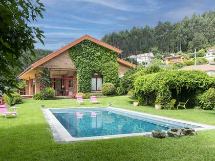 Дом / вилла 857m² на продажу в Pontevedra, Галисия