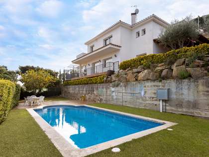 Casa / villa de 388m² en venta en Alella, Barcelona
