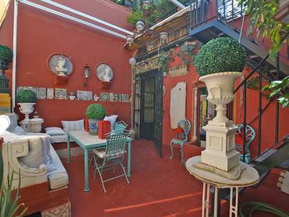 Casa / villa di 153m² con 43m² terrazza in vendita a Sevilla