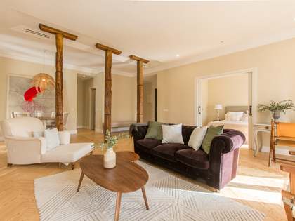 111m&sup2; Apartment for sale in Recoletos, Madrid