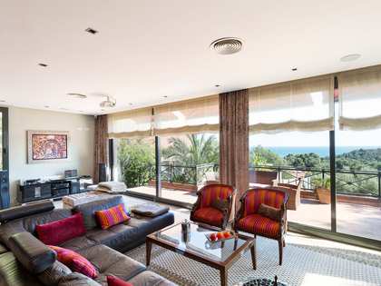 Maison / villa de 456m² a vendre à Montemar, Barcelona
