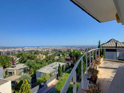 639m² house / villa with 350m² garden for sale in Esplugues