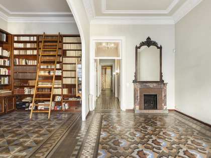 181m² apartment for sale in Eixample Right, Barcelona
