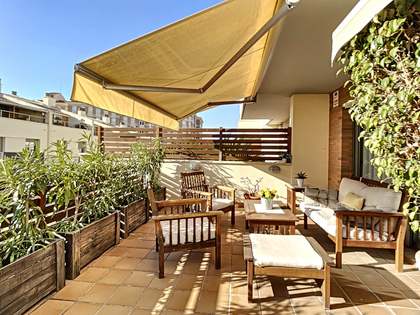 Huis / villa van 290m² te koop met 25m² Tuin in Sant Andreu de Llavaneres