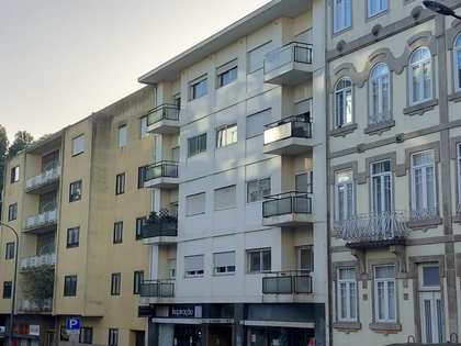 Piso de 113m² en venta en Porto, Portugal