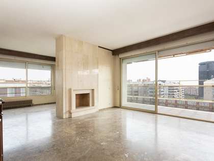 170m² apartment with 24m² terrace for sale in Pedralbes
