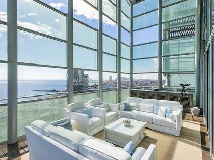 141 m² penthouse with 85 m² terrace for sale in Diagonal Mar