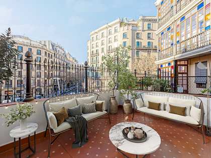 118m² apartment with 32m² terrace for sale in Eixample Right