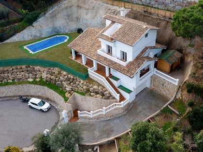 Casa / vil·la de 261m² en venda a Cabrils, Barcelona