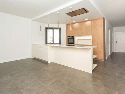 124m&sup2; Apartment with 21m&sup2; terrace for sale in Eixample Right