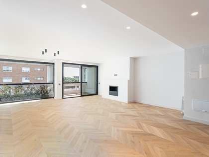 Appartamento di 141m² con 15m² terrazza in vendita a Pedralbes