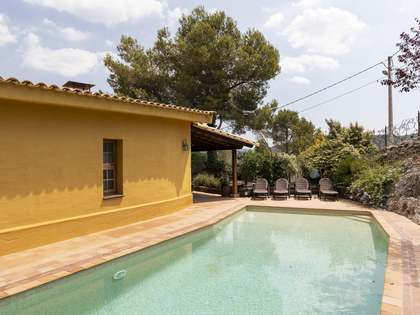 Villa de 300m² en venta en Olivella, Sitges