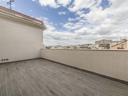 Attico di 273m&sup2; con 35m&sup2; terrazza in vendita a Castellana