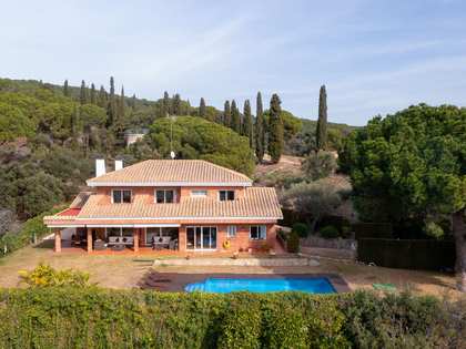 Casa / vil·la de 457m² en venda a Sant Vicenç de Montalt