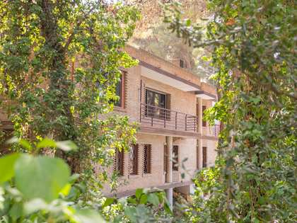 Huis / villa van 199m² te koop in East Málaga, Malaga