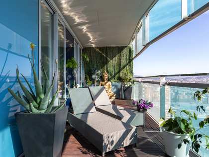 Penthouse van 140m² te huur met 40m² terras in Diagonal Mar