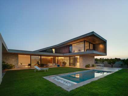Дом / вилла 450m² на продажу в Alicante Golf, Аликанте