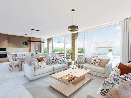 Huis / villa van 420m² te koop in El Candado, Malaga