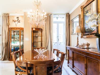 Apartmento de 263m&sup2; with 25m&sup2; terra&ccedil;o &agrave; venda em Sant Francesc