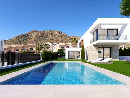 Casa / villa de 235m² en venta en Finestrat, Costa Blanca