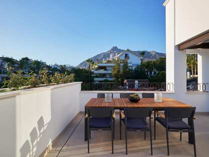 205m² penthouse with 142m² terrace for sale in Golden Mile
